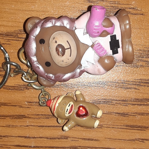 STAR AWARDS SINGLE MOM BEAR & BABY KEYCHAIN CHARM NRMINT CONDITION - Picture 2 of 5